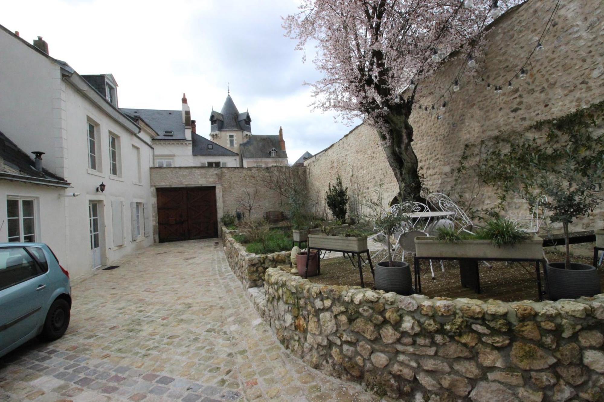 Domaine De Charme Au Coeur D'Orleans Classe 3 Etoiles - Bords De Loire - 21 Couchages Avec Parkings Prives Extérieur photo